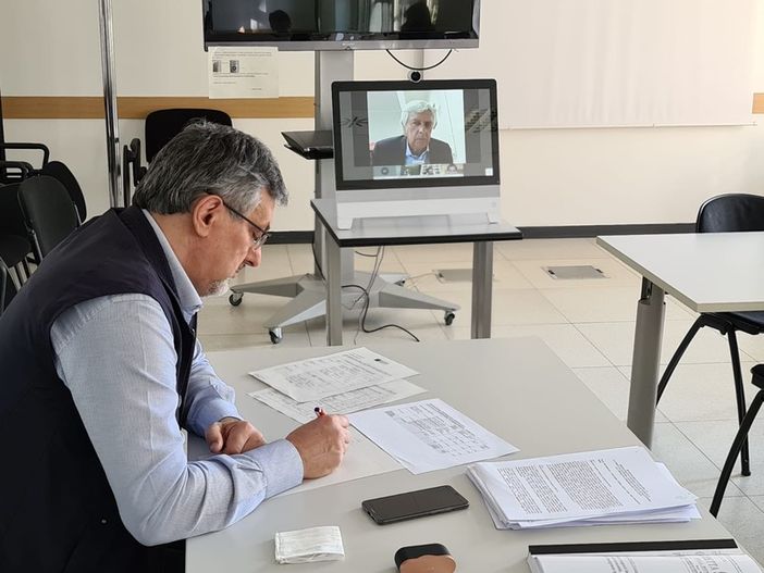 Sanità Piemonte, trovato accordo per la distribuzione risorse aggiuntive al personale Sanità Piemonte, trovato accordo per la distribuzione risorse aggiuntive al personale