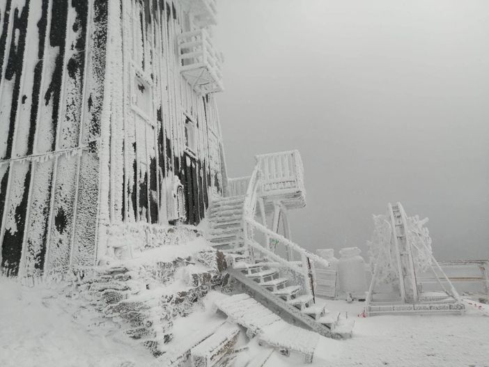 Foto tratte dalla pagina Facebook Rifugi Monte Rosa