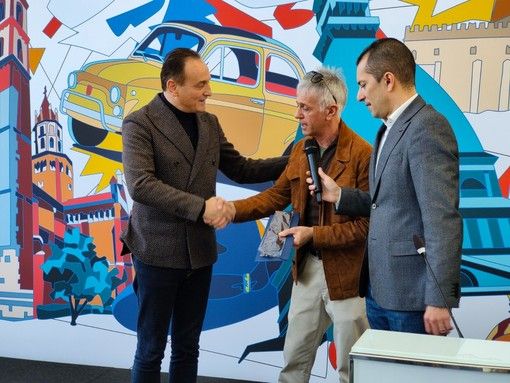 La regione Piemonte stanzia 490mila euro per i corsi di guida sicura rivolti ai neopatentati. La regione Piemonte stanzia 490mila euro per i corsi di guida sicura rivolti ai neopatentati.