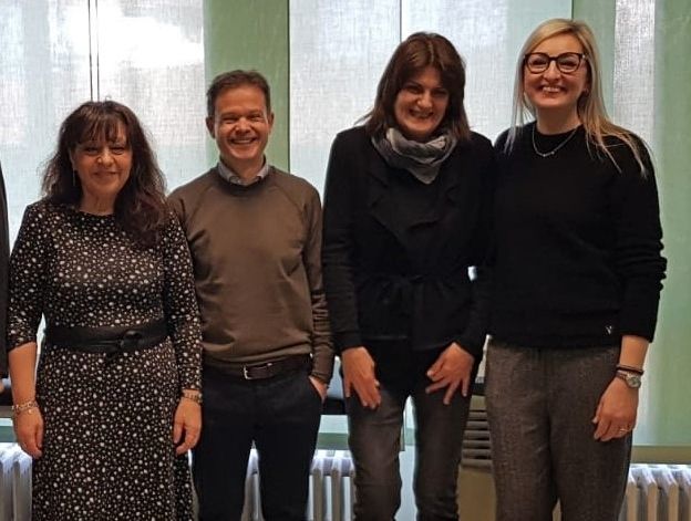 ASL VC: la storia a lieto fine di Andrea, che si è rivolto al Centro per il disturbo del gioco d’azzardo FOTO Gruppo GAP Vercelli: Signorella Nicosia, Massimiliano Cau, Elisabetta Baio, Sabrina Gili ASL VC: la storia a lieto fine di Andrea, che si è rivolto al Centro per il disturbo del gioco d’azzardo FOTO Gruppo GAP Vercelli: Signorella Nicosia, Massimiliano Cau, Elisabetta Baio, Sabrina Gili