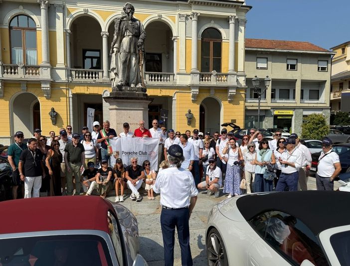 Raduno Porsche a Varallo: motori e cultura nel cuore della Valsesia