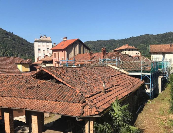 Borgosesia si fa più bella, avviati i lavori di restauro in via Panacea Cantone