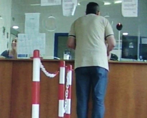 Operatori malati: l'Asl modifica gli orari di alcuni sportelli Operatori malati: l'Asl modifica gli orari di alcuni sportelli