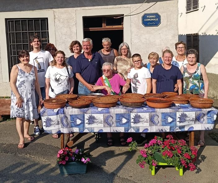 Varallo, Parone celebra San Pietro e Paolo tra tradizione e convivialità Varallo, Parone celebra San Pietro e Paolo tra tradizione e convivialità