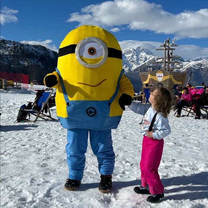 All’Alpe di Mera tra animazione sulla neve, musica al Boschetto e cene in quota All’Alpe di Mera tra animazione sulla neve, musica al Boschetto e cene in quota