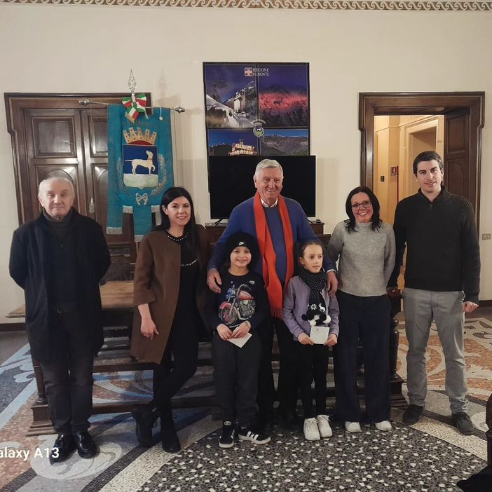 Varallo, “Elf on the shelf”: a Villa Durio la seconda estrazione con premi da 100 euro e buoni da 40 euro