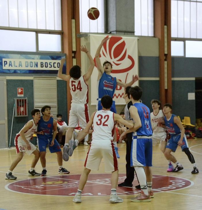 Basket, Barberi Valsesia vincono in trasferta: 49-59 contro Novara - Foto Giulio Degaudenzi. Basket, Barberi Valsesia vincono in trasferta: 49-59 contro Novara - Foto Giulio Degaudenzi.