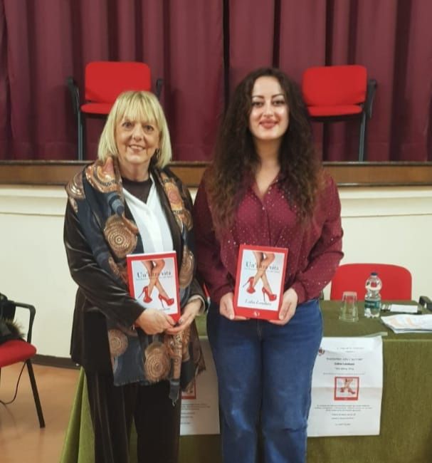 Serata di riflessioni a Coggiola con la presentazione del libro di Lidia Laudani FOTO Serata di riflessioni a Coggiola con la presentazione del libro di Lidia Laudani FOTO