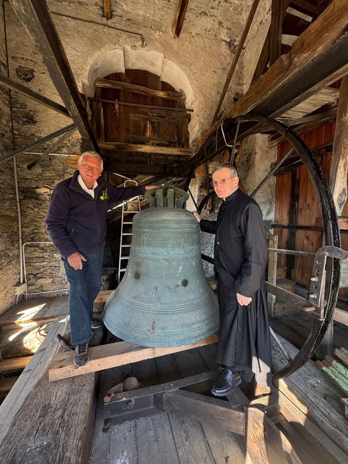 Varallo, torna a suonare la campana maggiore del Sacro Monte grazie a Fondazione CRT