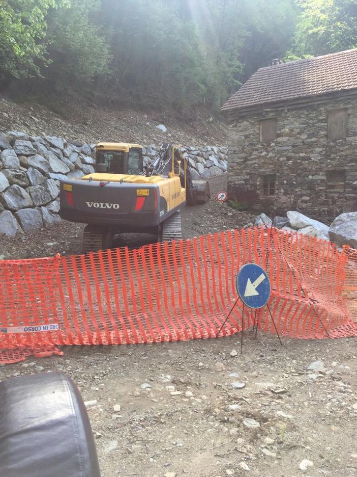 Varallo, sono ripresi i lavori per la realizzazione della strada Salaro-Massera in Val Sabbiola Varallo, sono ripresi i lavori per la realizzazione della strada Salaro-Massera in Val Sabbiola