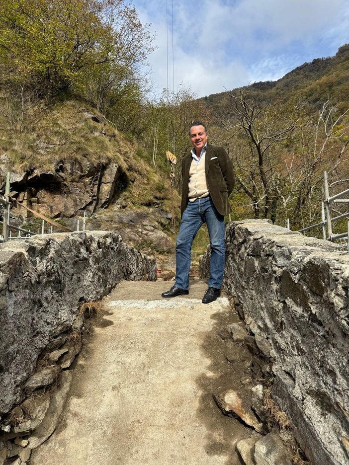 Varallo, proseguono i lavori al Ponte della Gula: emersi i rinforzi storici del 1937