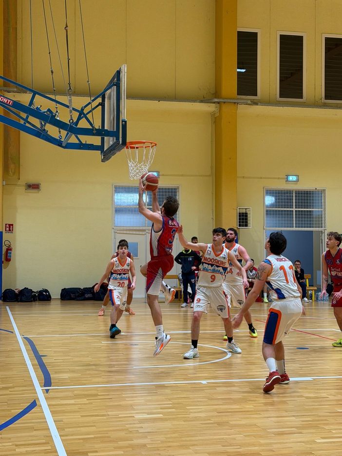 Un finale da grande squadra: Valsesia vince in volata contro i Mooskins