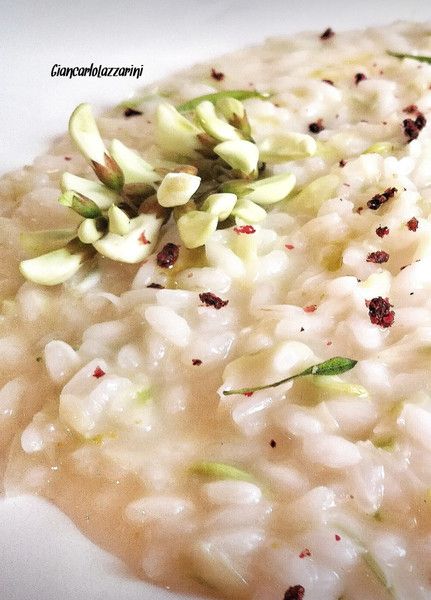 #quarantenasuifornelli - Il risotto con fiori di Acacia di Giancarlo Lazzarini VIDEO