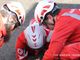 Fuori strada con l'auto, donna in codice rosso