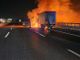 Dal Nord-ovest - Torino, a fuoco un tir alimentato a metano: ferito il conducente e traffico in tilt Dal Nord-ovest - Torino, a fuoco un tir alimentato a metano: ferito il conducente e traffico in tilt