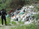 Capannone trasformato in discarica: maxi multa e denuncia
