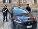 Scappano all'alt dei Carabinieri. In auto una pericolosa mazza ferrata