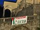 A Varallo spunta lo striscione "Palestina Libera"