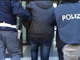 Aggredisce e manda al Pronto soccorso due ragazzi: arrestato