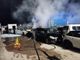 Incidente e conseguente incendio di diverse auto nella notte a Bianzè FOTO