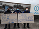 La protesta davanti alla sede SANAC