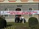 «Regione dove sei?»: lo striscione di protesta diventa un caso politico