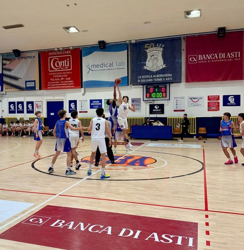 Sconfitta all’esordio per l’Under 19 del Valsesia Basket ad Asti Sconfitta all’esordio per l’Under 19 del Valsesia Basket ad Asti
