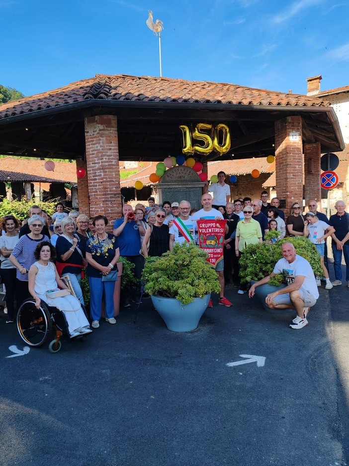 Caneto celebra i 150 anni della storica fontana con lavatoio Caneto celebra i 150 anni della storica fontana con lavatoio