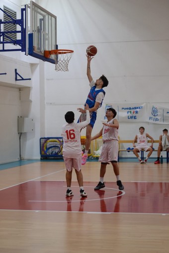 Valsesia Basket Under 19 conquista Valenza: vittoria convincente per 80-63