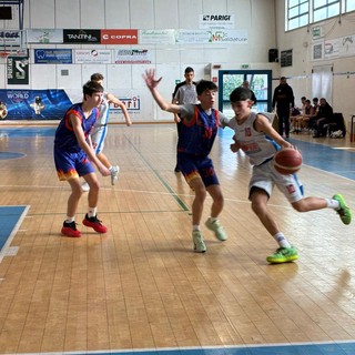 L’Under 15 di Valsesia Basket regge tre quarti, poi Teens Basket Biella allunga nel finale