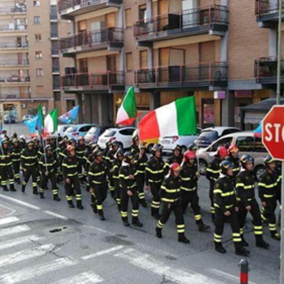 Anche i Vigili del Fuoco di Vercelli in trasferta a Roma a chiedere equità di trattamento