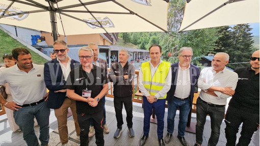 Telecabina di Mera, sopralluogo del Presidente Cirio al cantiere - Foto e Video Benedetti per valsesianotizie.it Telecabina di Mera, sopralluogo del Presidente Cirio al cantiere - Foto e Video Benedetti per valsesianotizie.it
