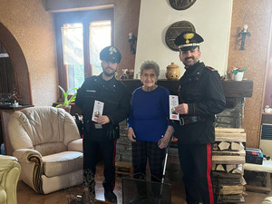 Crevacuore, i Carabinieri accorciano le distanze: visite di cortesia agli anziani soli per prevenire le truffe Crevacuore, i Carabinieri accorciano le distanze: visite di cortesia agli anziani soli per prevenire le truffe