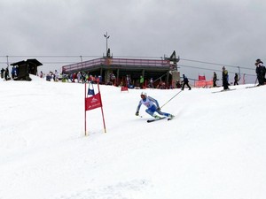 Cresce l'attesa a Biella, tra un mese il campionato nazionale di slalom dell'ANA a Bielmonte: ecco il programma (foto di repertorio)