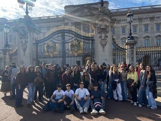 Il Liceo Ferrari di Borgosesia vola a Winchester per una settimana di vacanza studio