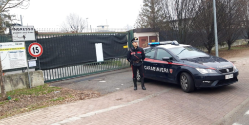 Tenta il colpo al Centro multiraccolta di Vercelli: uomo arrestato