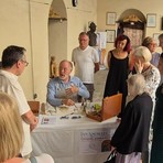 Varallo, icone sacre in mostra in Biblioteca: Ian Knowles presenta “The Icon Painter’s Handbook”