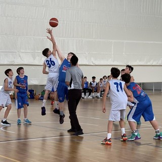Barberi Valsesia Basket Academy si arrendono a Settimo Torinese: 72 - 40 - Foto di Tiziana Pasi.