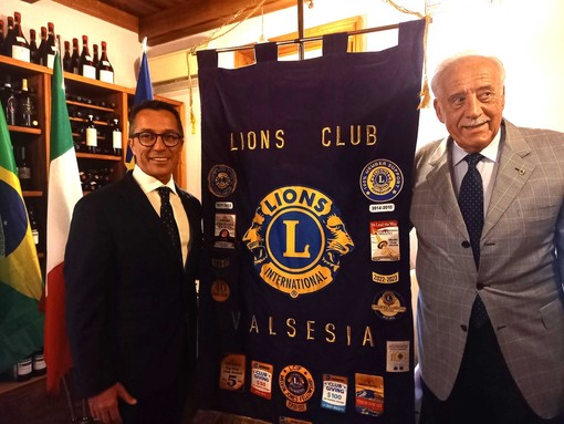 Lions Club Valsesia: la presidenza passa da Andrea Ballarini a Vito Arlunno