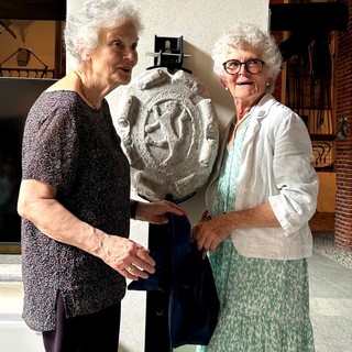 Romagnano, MEV, targa alle sorelle Dionisotti