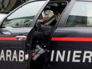 Grignasco, 24enne accoltella il padre nel sonno: arrestato dai Carabinieri (foto di repertorio)