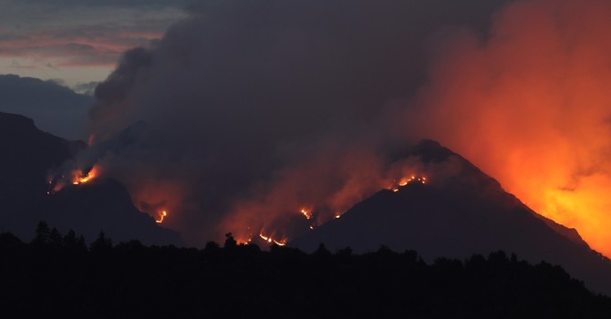 Incendio in Valsessera, la pioggia non basta: operazioni ancora in corso - Foto Claudio Nicola Incendio in Valsessera, la pioggia non basta: operazioni ancora in corso - Foto Claudio Nicola
