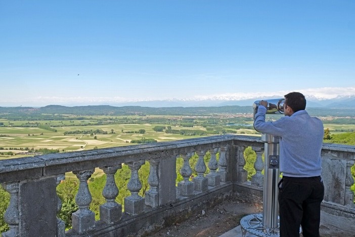 FAI, Giornata del Panorama: in PIEMONTE eventi al Castello di Masino, al Castello della Manta, a Villa Flecchia e all'Oasi Zegna FAI, Giornata del Panorama: in PIEMONTE eventi al Castello di Masino, al Castello della Manta, a Villa Flecchia e all'Oasi Zegna
