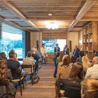Alagna, inaugurato Cascata d’Otro: lodge, ristorazione e turismo tutto l’anno ai piedi del Monte Rosa