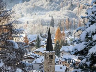 Valduggia, premiata la prima edizione del concorso fotografico “Campane e campanili della Valsesia” Valduggia, premiata la prima edizione del concorso fotografico “Campane e campanili della Valsesia”