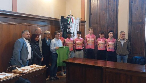 Romagnano Sesia-Dal Riso al Rosa: presentata la squadra juniores di ciclismo presso la sala consiliare