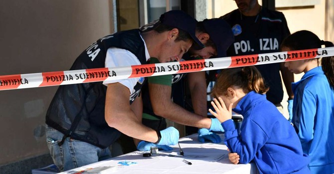 Vercelli, la Polizia di Stato celebra San Michele Arcangelo tra cerimonia religiosa e Family Day Vercelli, la Polizia di Stato celebra San Michele Arcangelo tra cerimonia religiosa e Family Day