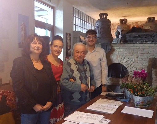 Valduggia celebra la poesia dialettale: successo per la XV Rassegna “Walter Magnone” nel ricordo di Gian Piero Paracchini