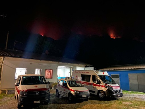 Incendi boschivi in Piemonte, Croce Rossa in campo a sostegno della popolazione e dei soccorritori Incendi boschivi in Piemonte, Croce Rossa in campo a sostegno della popolazione e dei soccorritori