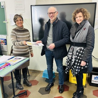 Borgosesia, grande apprezzamento per il calendario 2026 di Seso: protagonisti i disegni dei bambini delle primarie Borgosesia, grande apprezzamento per il calendario 2026 di Seso: protagonisti i disegni dei bambini delle primarie